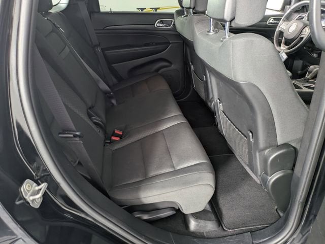 2019 Jeep Grand Cherokee Laredo E 4x2