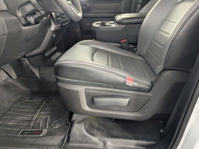 2024 RAM 1500 Classic Tradesman Crew Cab 4x2 5'7" Box