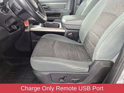 2017 RAM 1500 Big Horn Crew Cab 4x4 5'7" Box