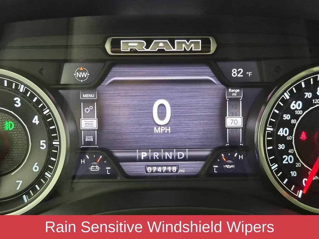 2019 RAM 1500 Laramie Crew Cab 4x4 5'7" Box