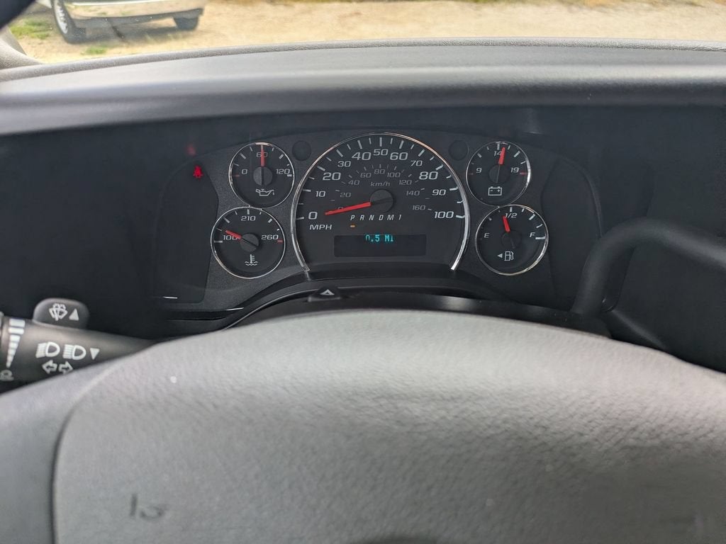 2023 Chevrolet Express Passenger 3500 1LS