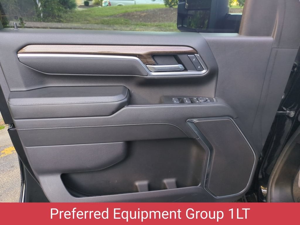 2025 Chevrolet Silverado 3500 HD LT DRW