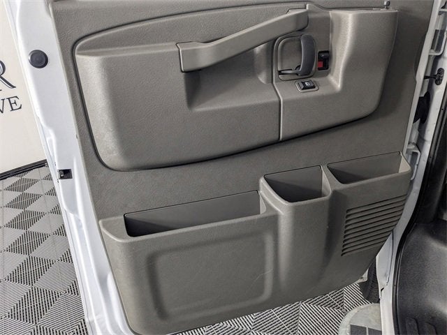 2024 Chevrolet Express Cargo 2500 WT