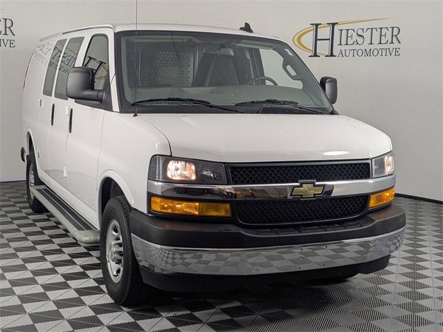 2024 Chevrolet Express Cargo 2500 WT