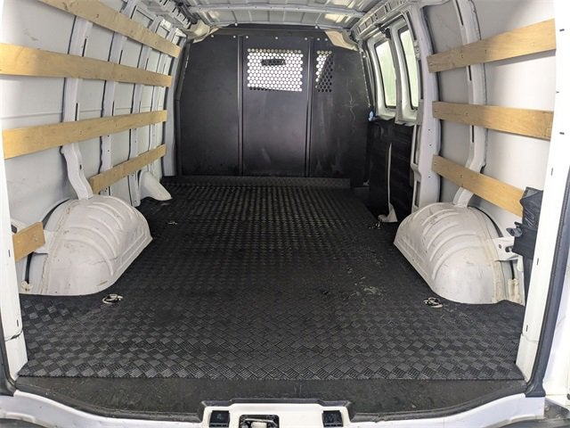 2024 Chevrolet Express Cargo 2500 WT