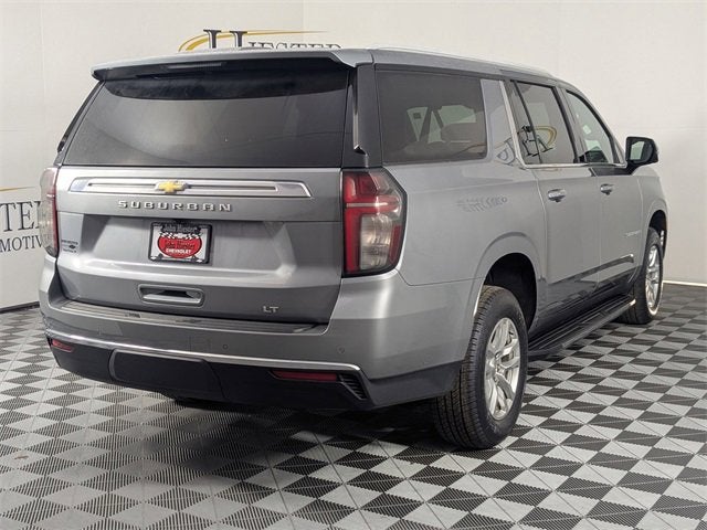 2023 Chevrolet Suburban LT