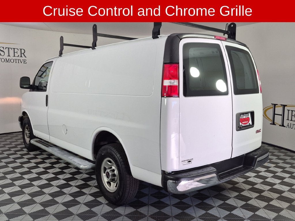 2022 GMC Savana Cargo 2500 RWD 2500 Regular Wheelbase Work Van