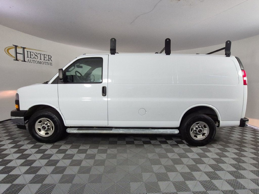 2022 GMC Savana Cargo 2500 RWD 2500 Regular Wheelbase Work Van