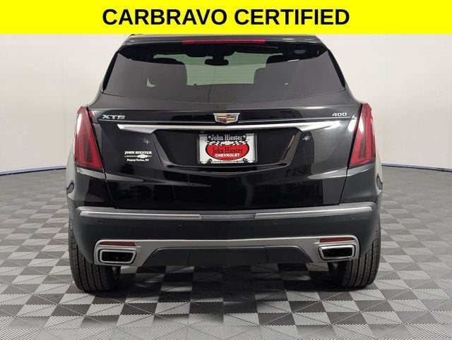 2022 Cadillac XT5 Premium Luxury