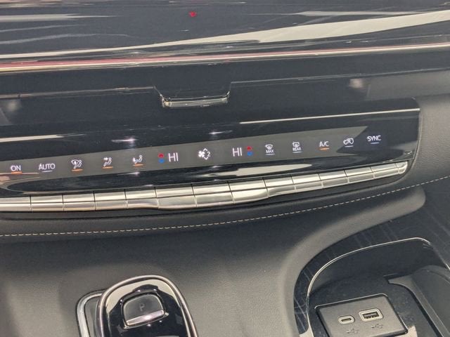 2024 Cadillac Escalade Sport