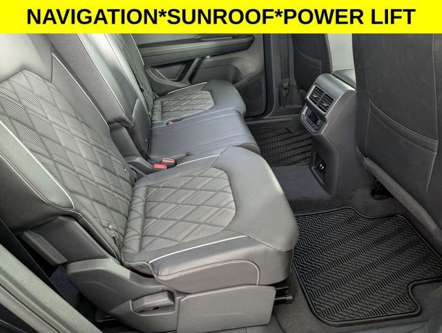 2024 Volkswagen Atlas 2.0T SEL Premium R-Line