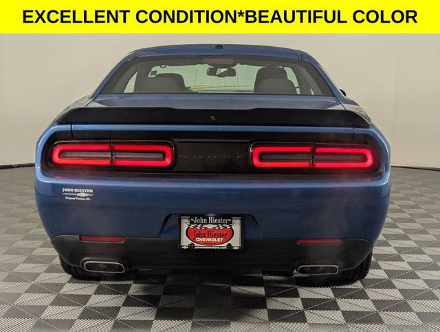 2022 Dodge Challenger SXT