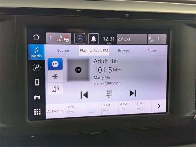 2024 Chrysler Voyager LX