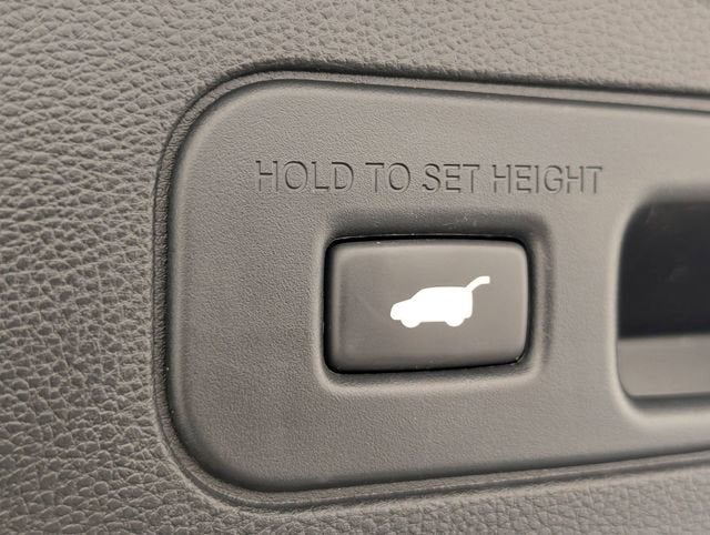 2022 Acura MDX w/Advance Package