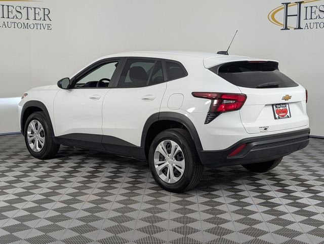 2025 Chevrolet Trax LS