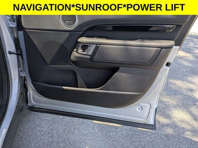 2023 Land Rover Discovery S