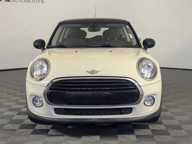 2017 MINI Hardtop Cooper