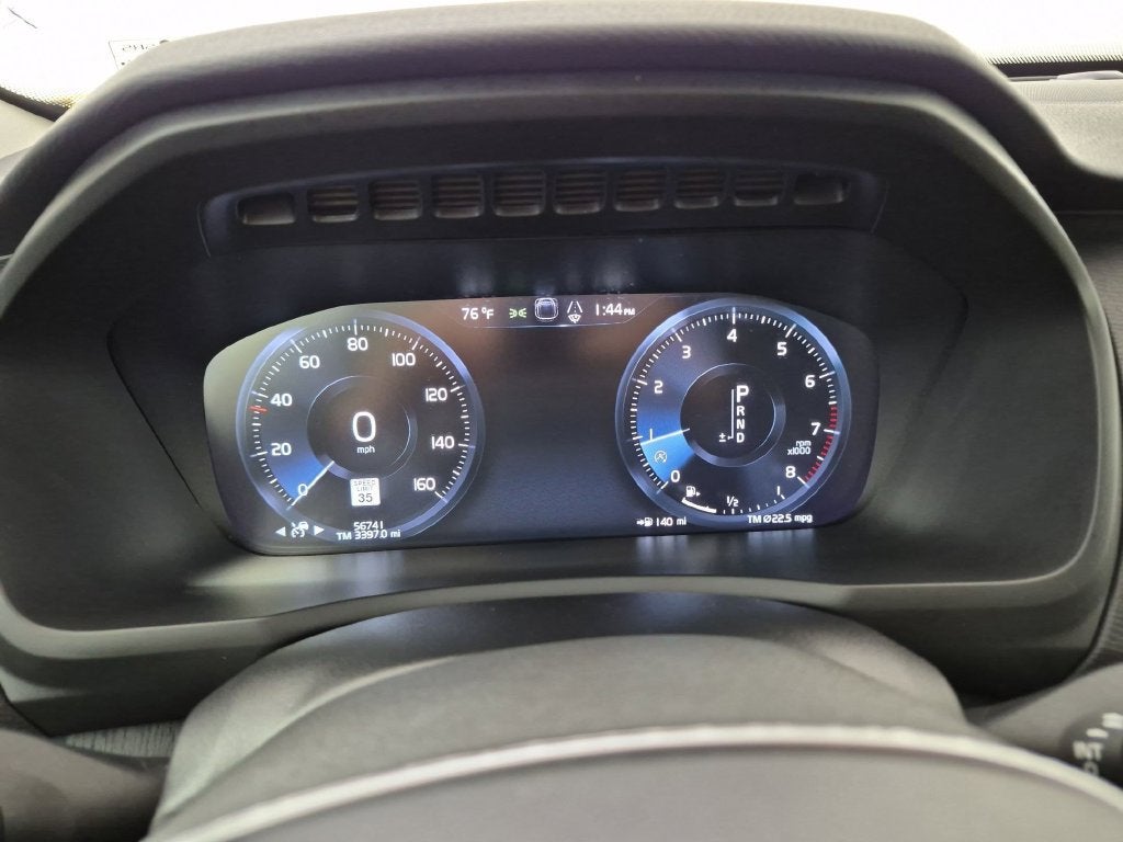 2020 Volvo XC90 T5 Momentum 7 Passenger