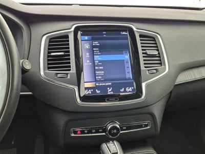 2020 Volvo XC90 T5 Momentum 7 Passenger
