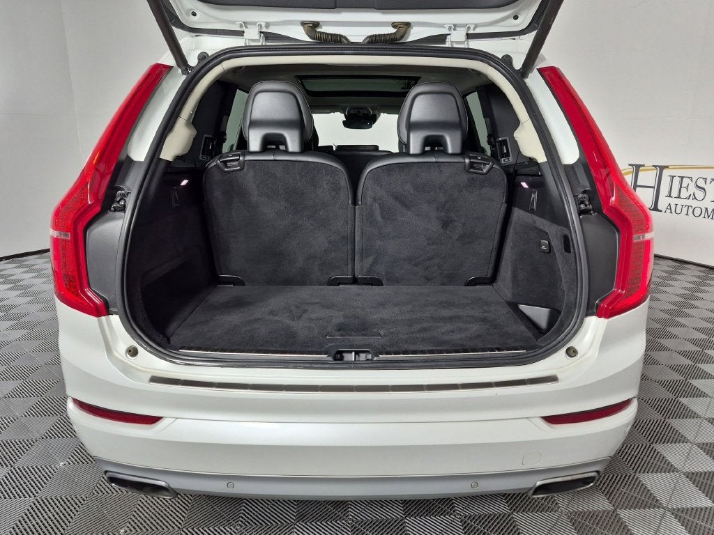 2020 Volvo XC90 T5 Momentum 7 Passenger