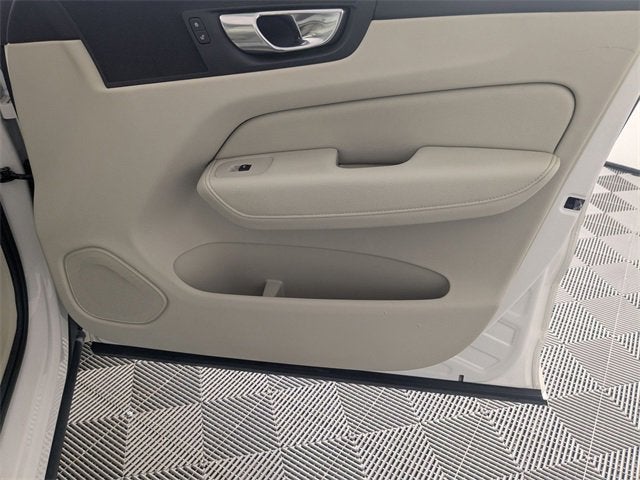 2021 Volvo XC60 Momentum