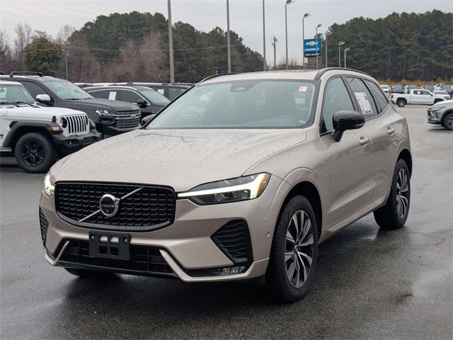 2025 Volvo XC60 Plus