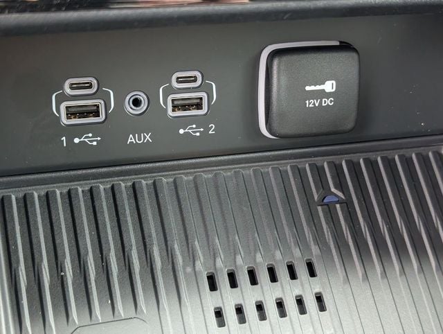2026 Jeep Grand Cherokee GRAND CHEROKEE LAREDO ALTITUDE 4X2