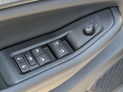 2026 Jeep Grand Cherokee GRAND CHEROKEE LAREDO 4X4