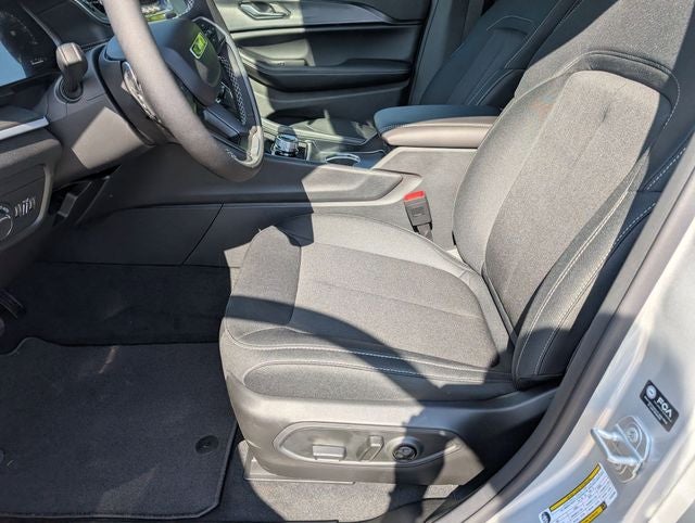 2026 Jeep Grand Cherokee GRAND CHEROKEE LAREDO 4X4