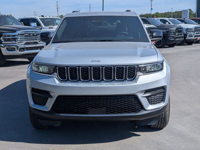 2026 Jeep Grand Cherokee GRAND CHEROKEE LAREDO 4X4