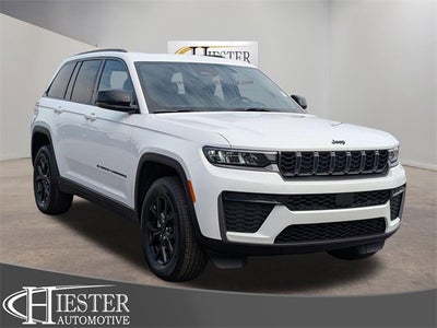 2026 Jeep Grand Cherokee Laredo