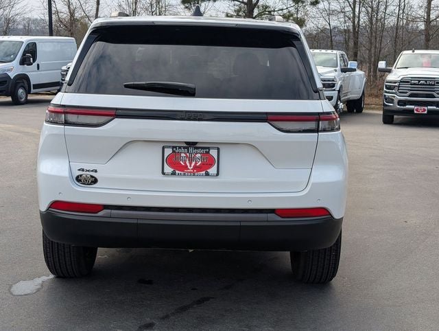 2026 Jeep Grand Cherokee Laredo