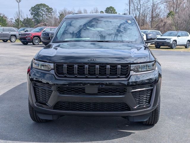 2026 Jeep Grand Cherokee Laredo