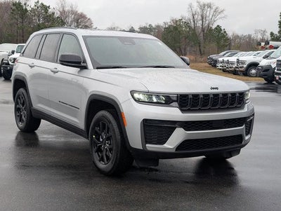2026 Jeep Grand Cherokee Laredo