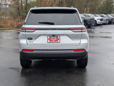 2026 Jeep Grand Cherokee Laredo