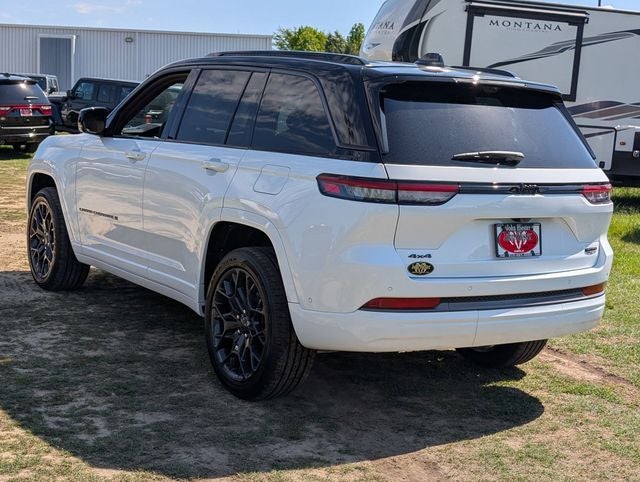 2026 Jeep Grand Cherokee GRAND CHEROKEE SUMMIT 4X4