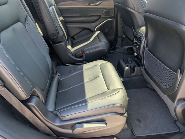 2026 Jeep Grand Cherokee GRAND CHEROKEE L LIMITED 4X2