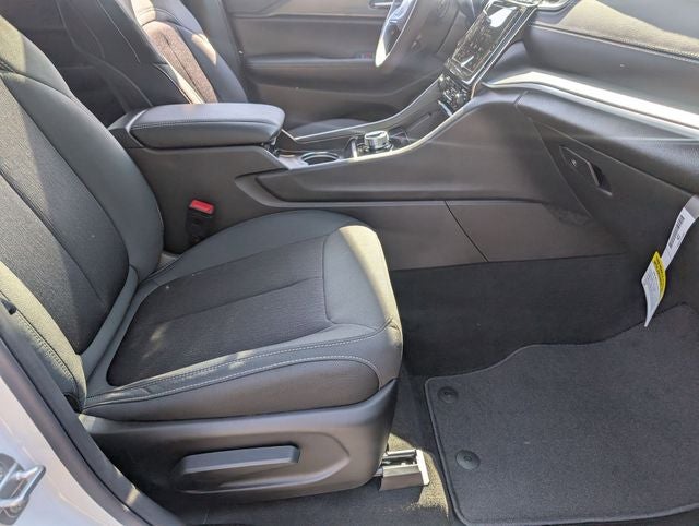 2026 Jeep Grand Cherokee GRAND CHEROKEE L LAREDO X 4X4