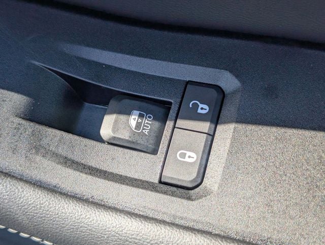 2026 Jeep Grand Cherokee GRAND CHEROKEE L LAREDO X 4X4