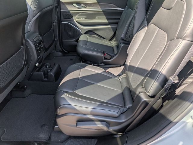 2026 Jeep Grand Cherokee GRAND CHEROKEE L LIMITED RESERVE 4X4