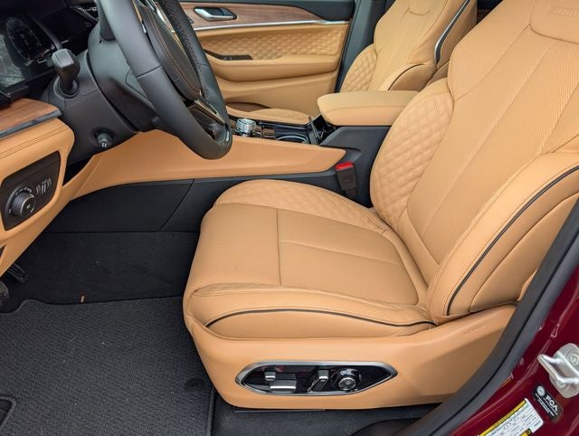 2026 Jeep Grand Cherokee L Summit