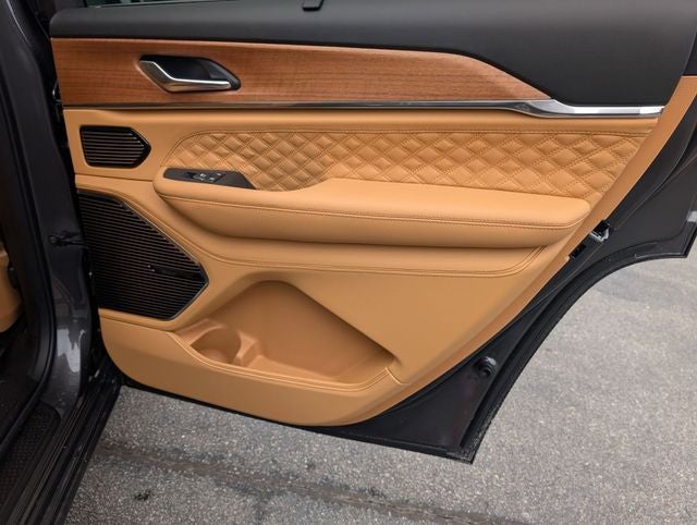 2026 Jeep Grand Cherokee L Summit