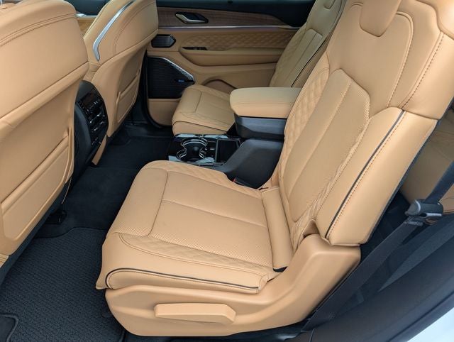 2026 Jeep Grand Cherokee L Summit