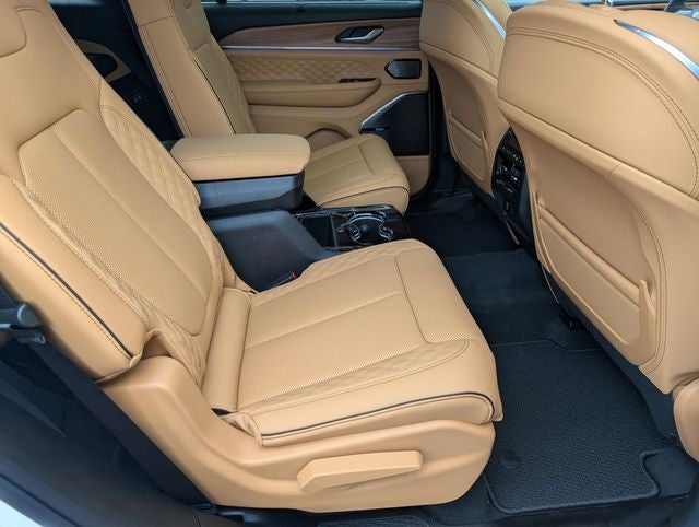 2026 Jeep Grand Cherokee L Summit