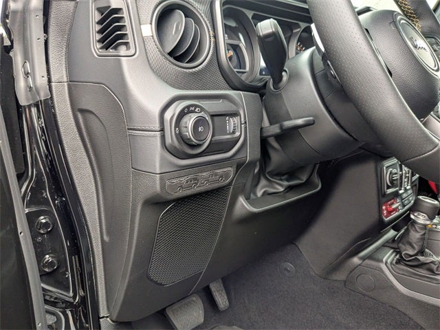 2025 Jeep Wrangler Rubicon 392