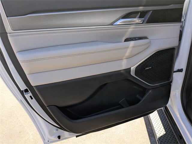 2026 Jeep Grand Wagoneer L Base