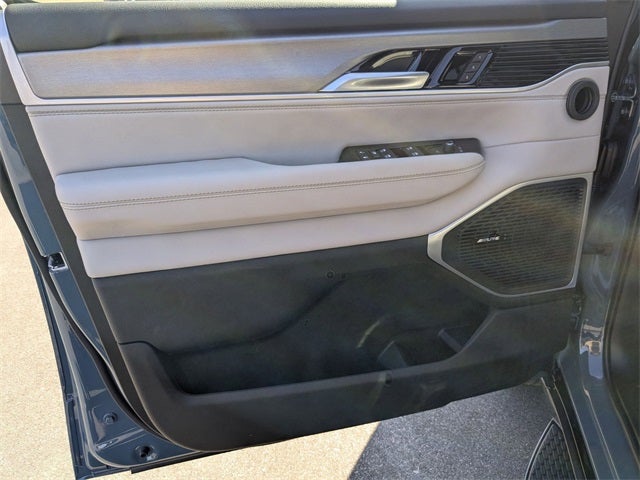 2026 Jeep Grand Wagoneer L Base