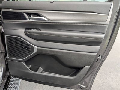 2025 Jeep Wagoneer L Series II