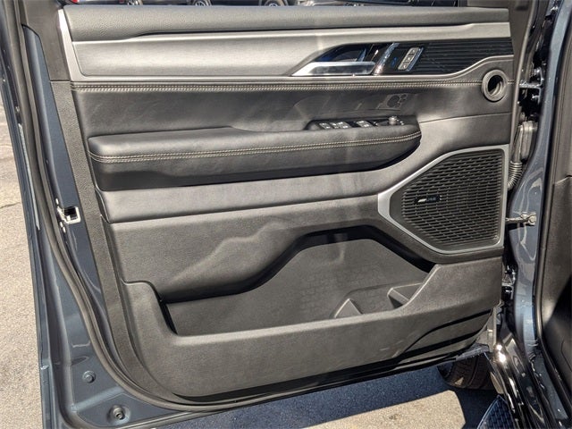 2025 Jeep Wagoneer L Series II