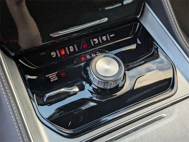 2025 Jeep Wagoneer L Series II